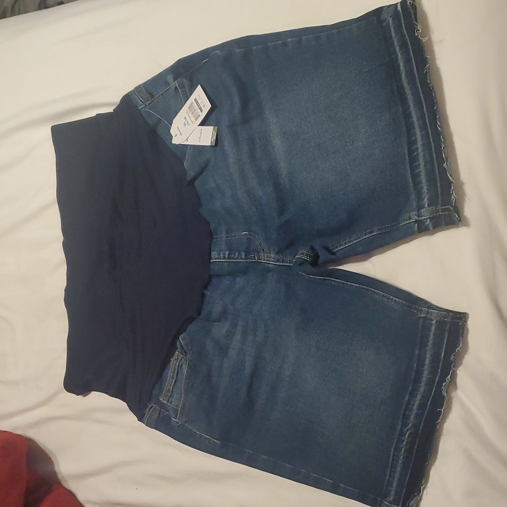 Maternity Bermuda shorts women's size XL